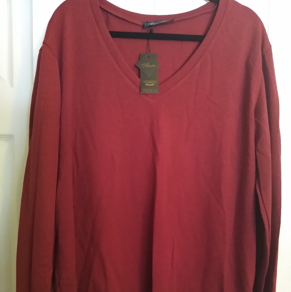 Long sleeve red sweater